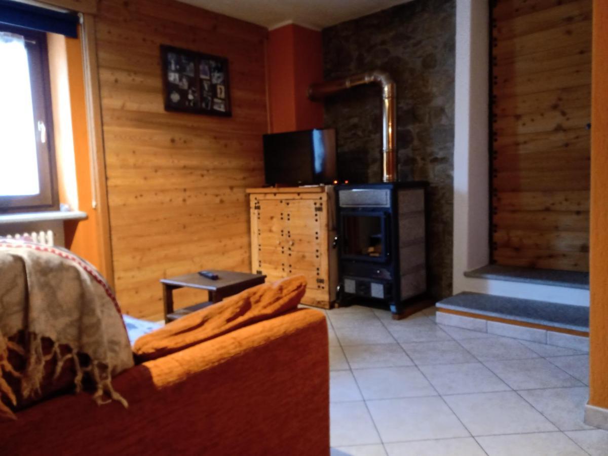 アオスタ Casa Gio Cir 0001ヴィラ エクステリア 写真